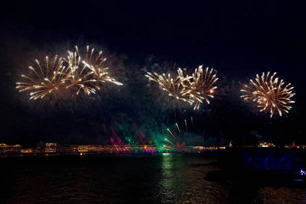 2026 Teknede Yılbaşı Organizasyonları: Sınırsız Eğlence, Lezzet ve Boğaz Manzarası